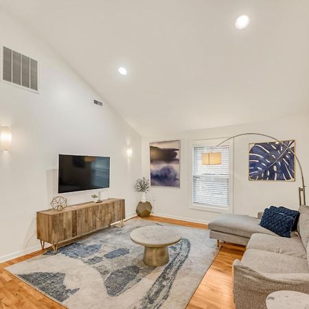 Charming 2Br Bungalow 4 Minutes To Duke University Durham Extérieur photo
