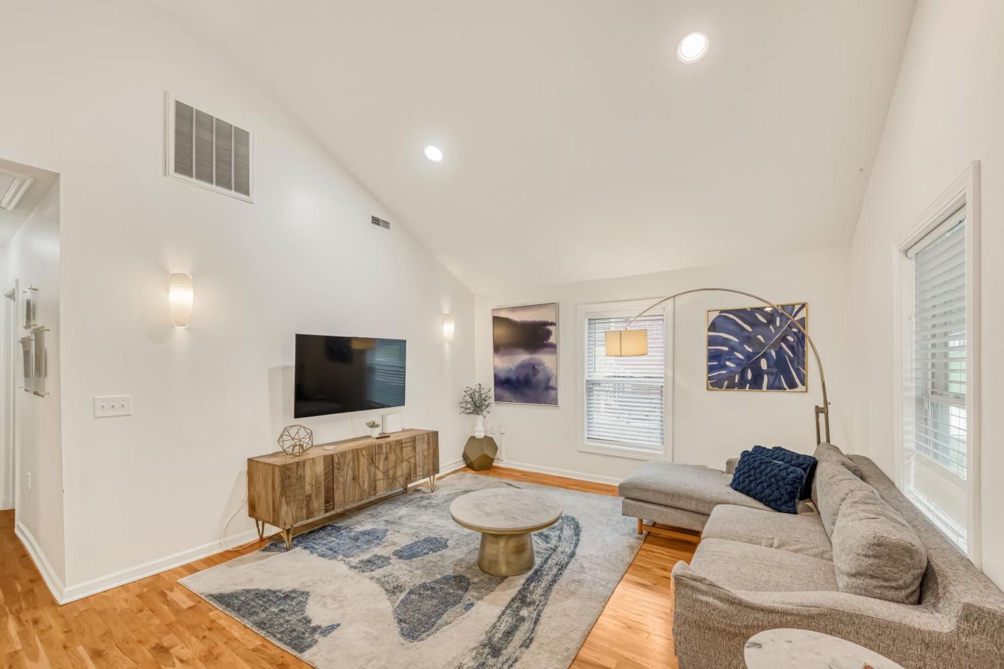 Charming 2Br Bungalow 4 Minutes To Duke University Durham Extérieur photo