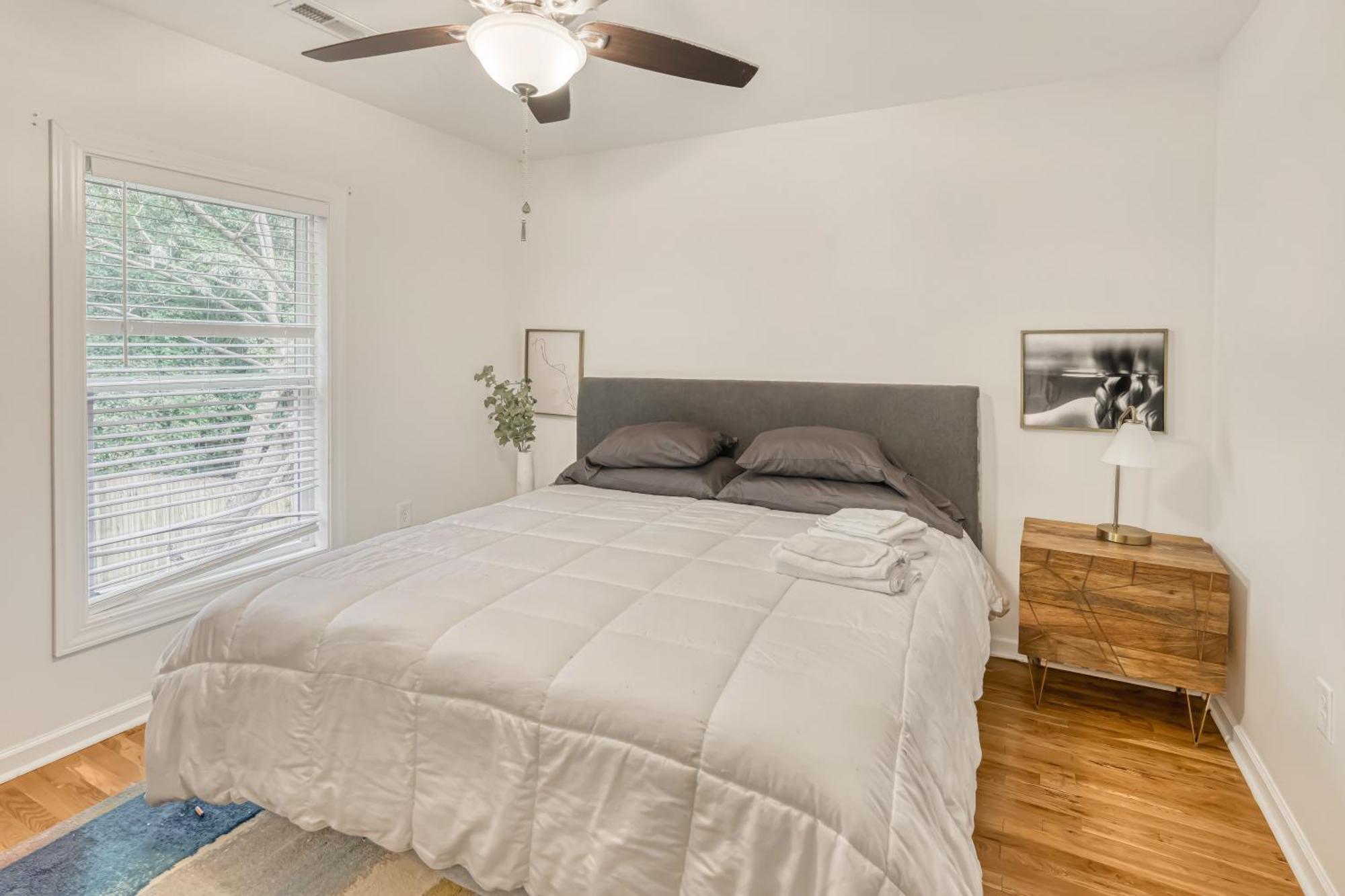 Charming 2Br Bungalow 4 Minutes To Duke University Durham Extérieur photo